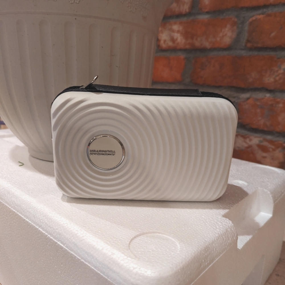 American Tourister Mini Luggage Toiletry Case